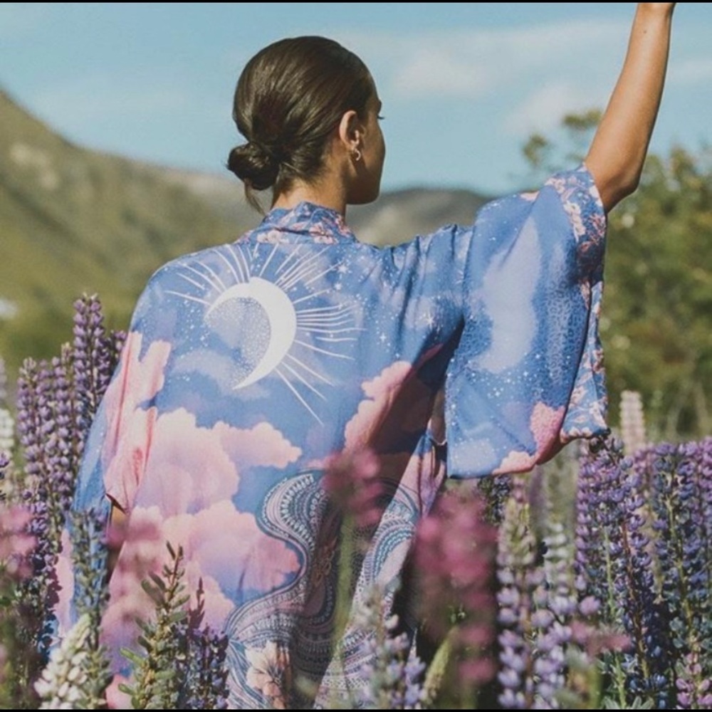 Spell and the gypsy Luna short robe